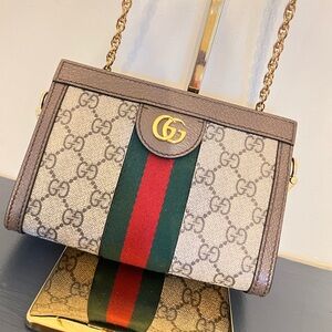 Gucci envelope bag